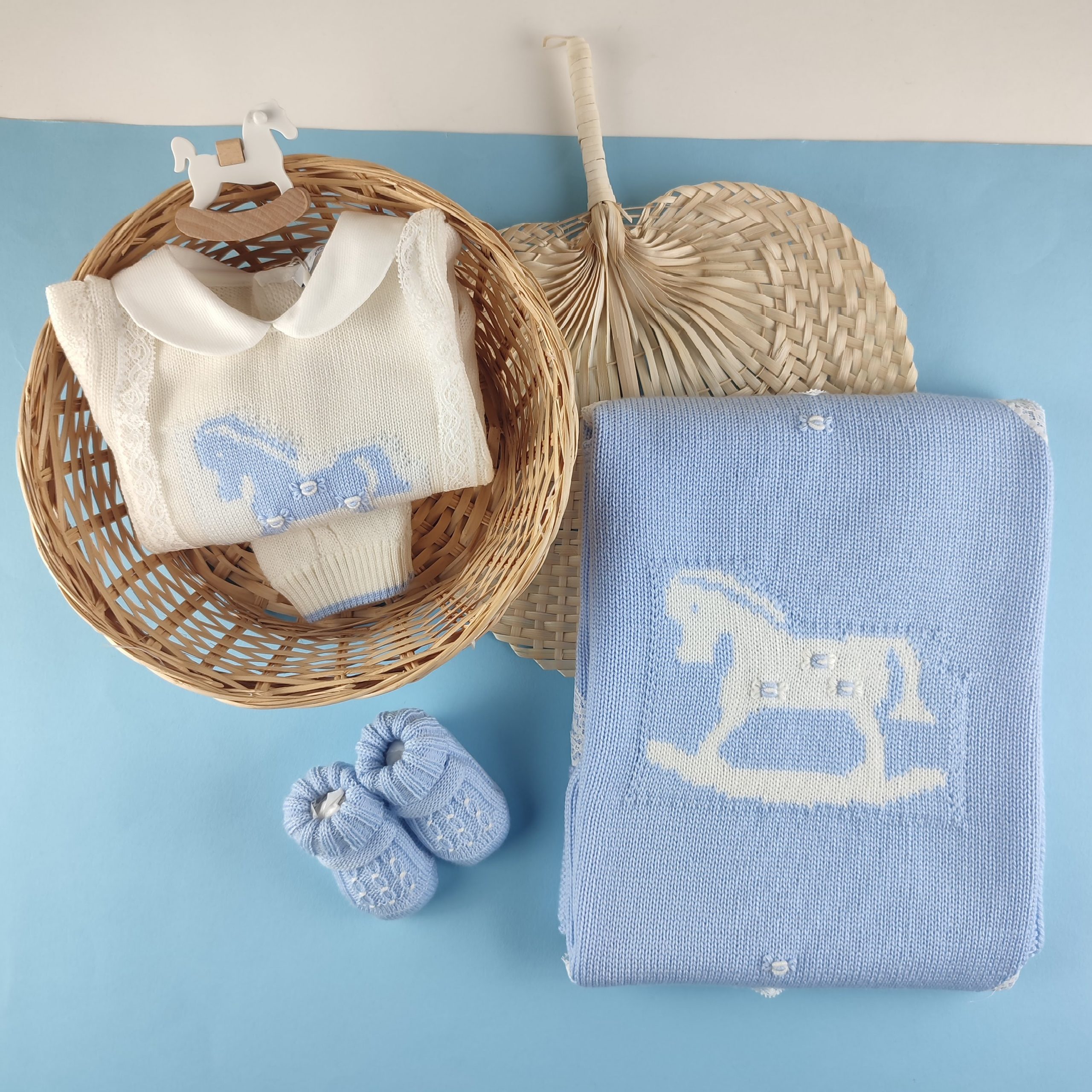 Completino lana cavallo a dondolo latte